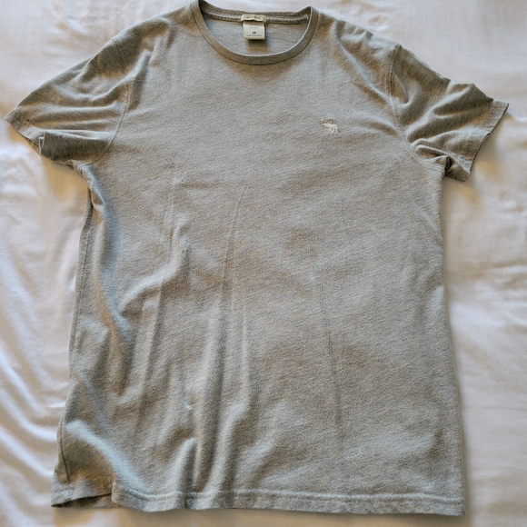 Men's Gray T-Shirt Abercrombie Fitch Medium - Picture 1 of 5